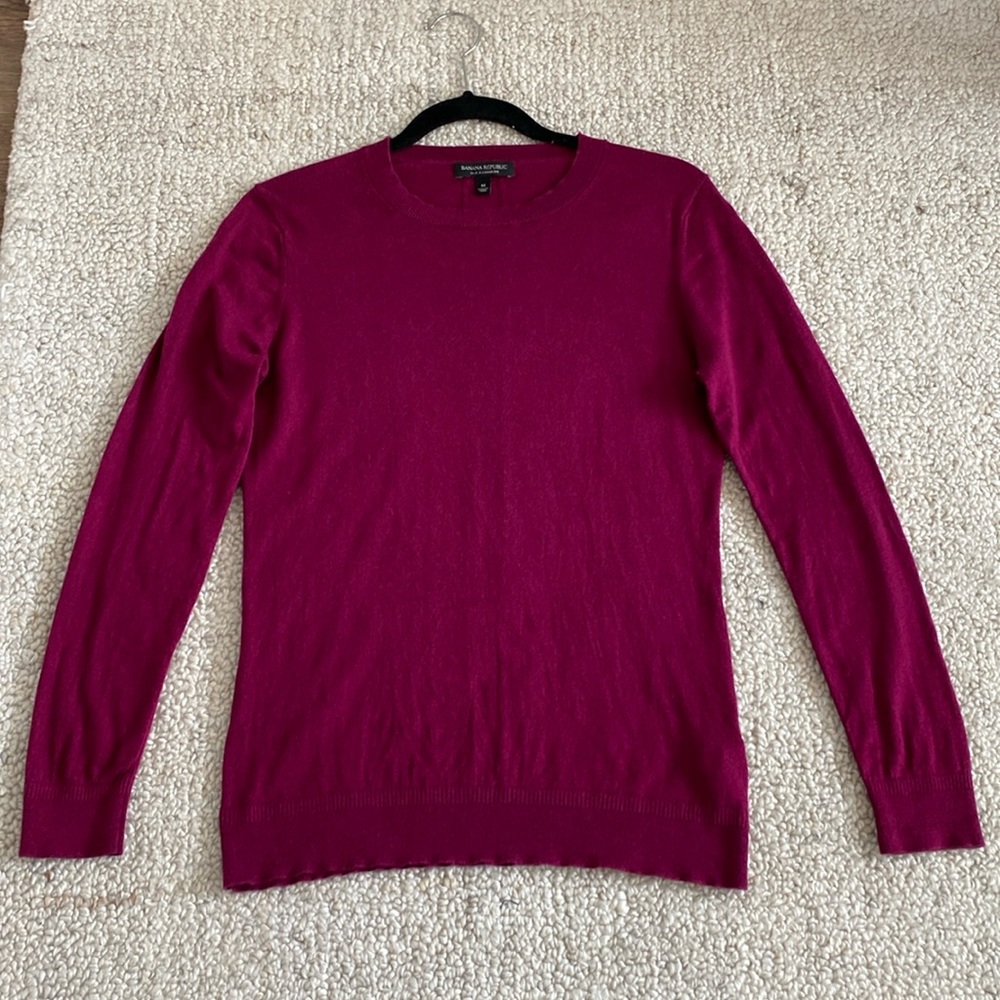 Banana Republic Berry Silk Cashmere Crewneck Sweater- Size M
